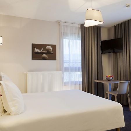 Nehô Suites Porte de Genève Annemasse Buitenkant foto