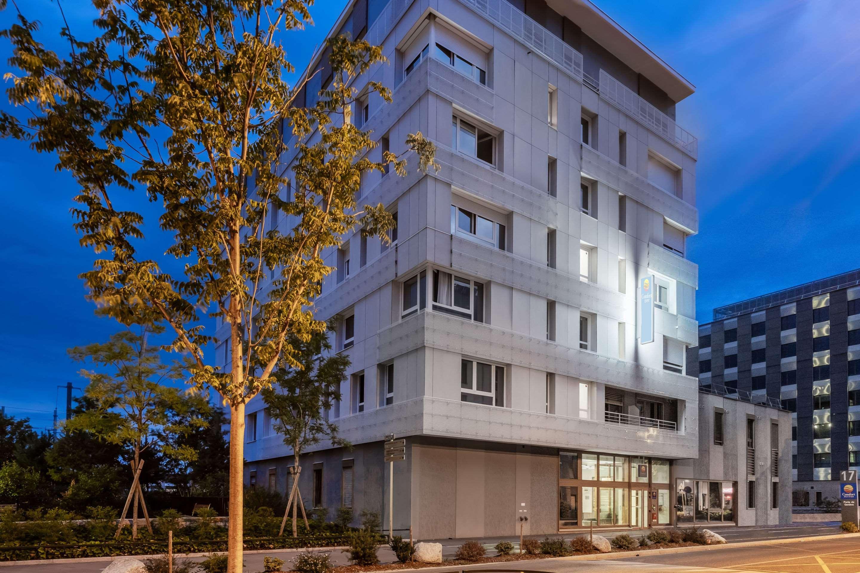 Nehô Suites Porte de Genève Annemasse Buitenkant foto