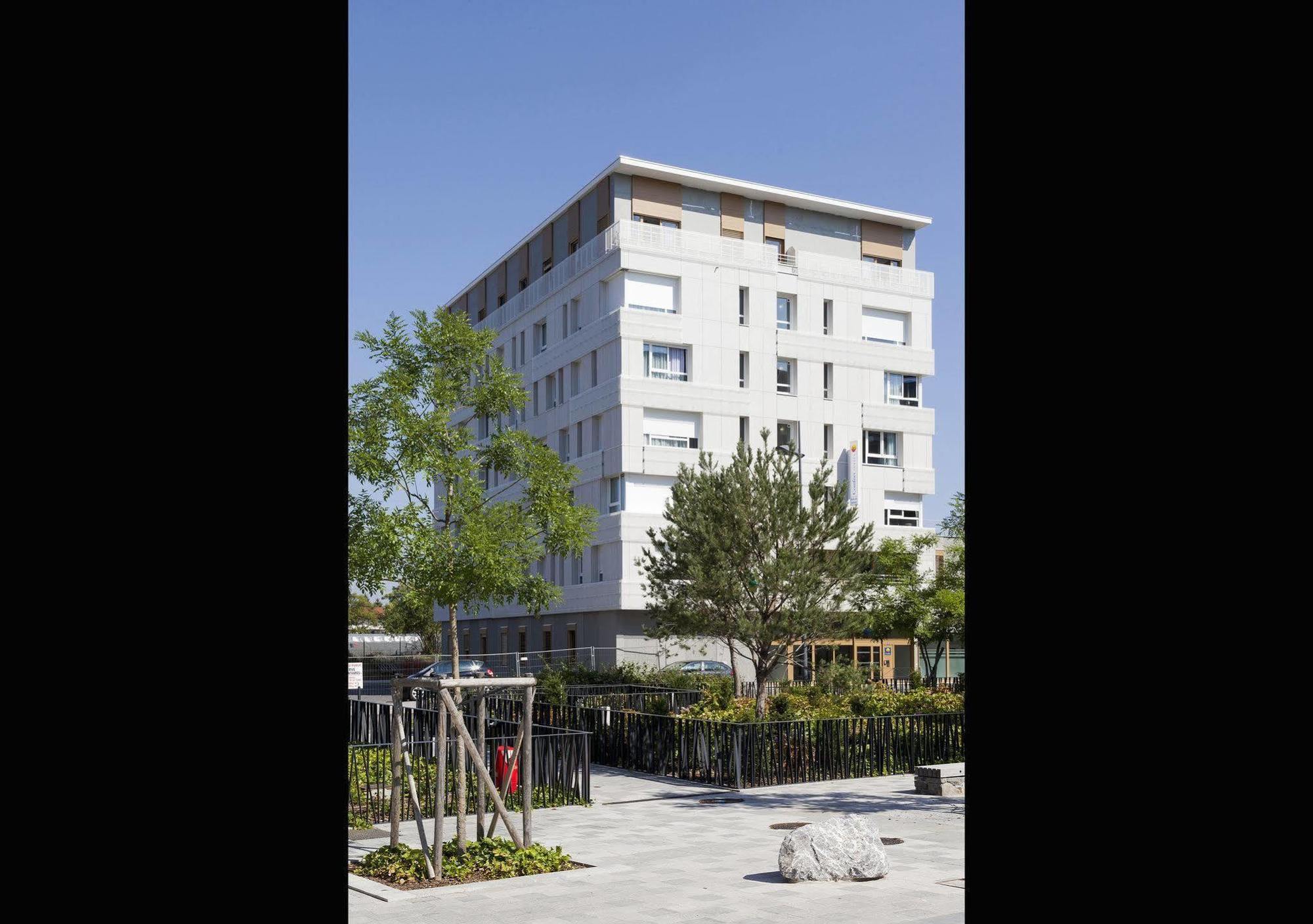 Nehô Suites Porte de Genève Annemasse Buitenkant foto